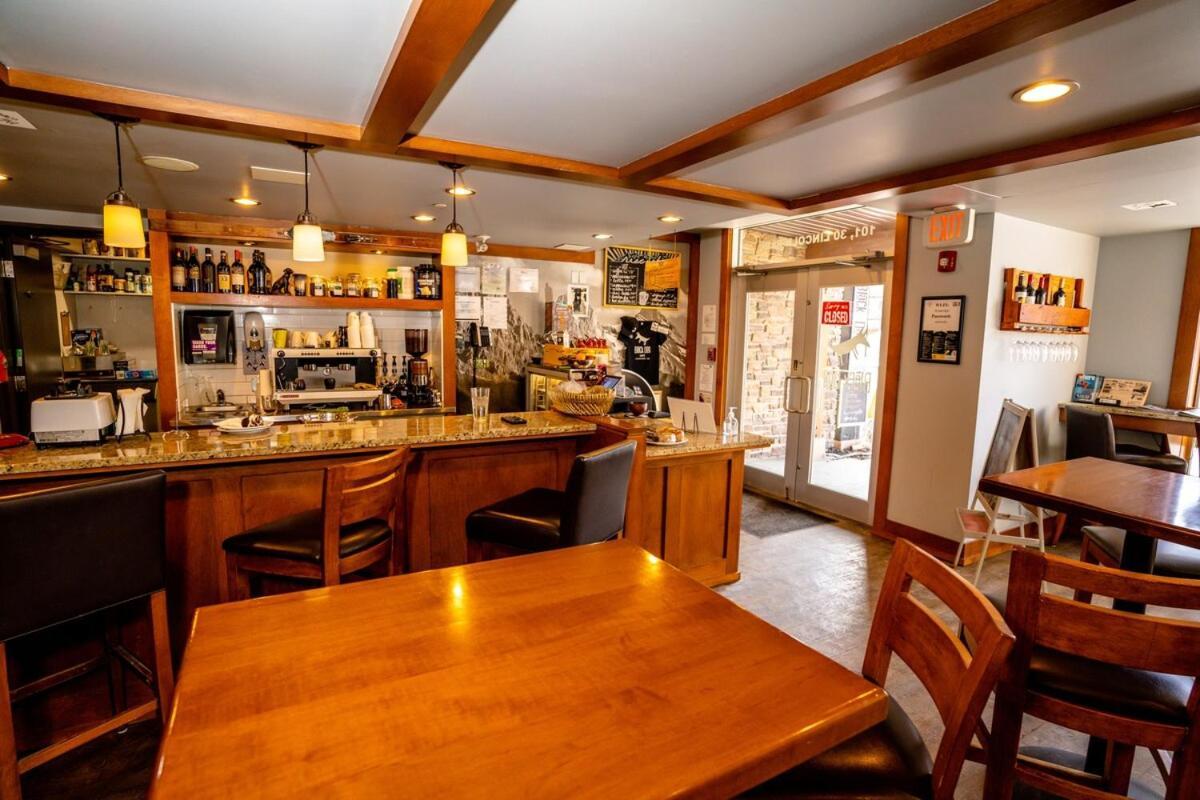 The Raven Suite At Stoneridge Mountain Resort Canmore Bagian luar foto