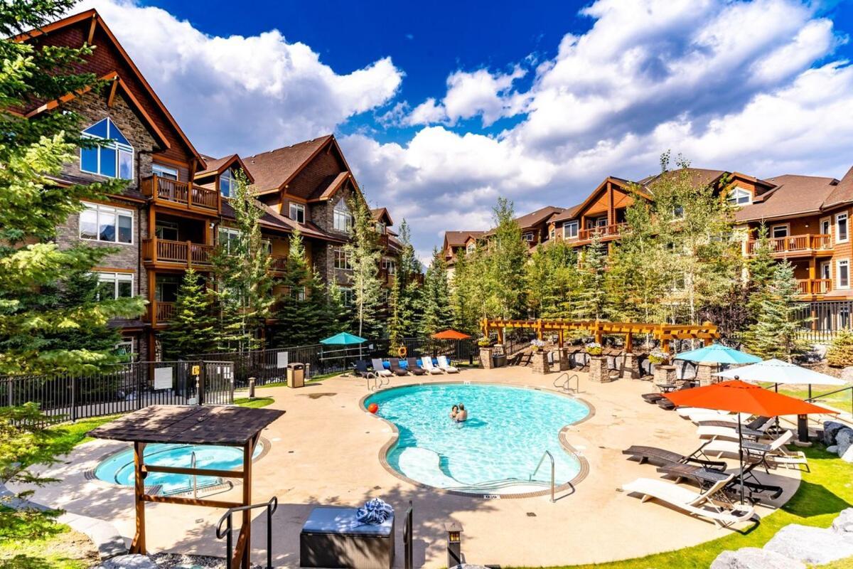 The Raven Suite At Stoneridge Mountain Resort Canmore Bagian luar foto